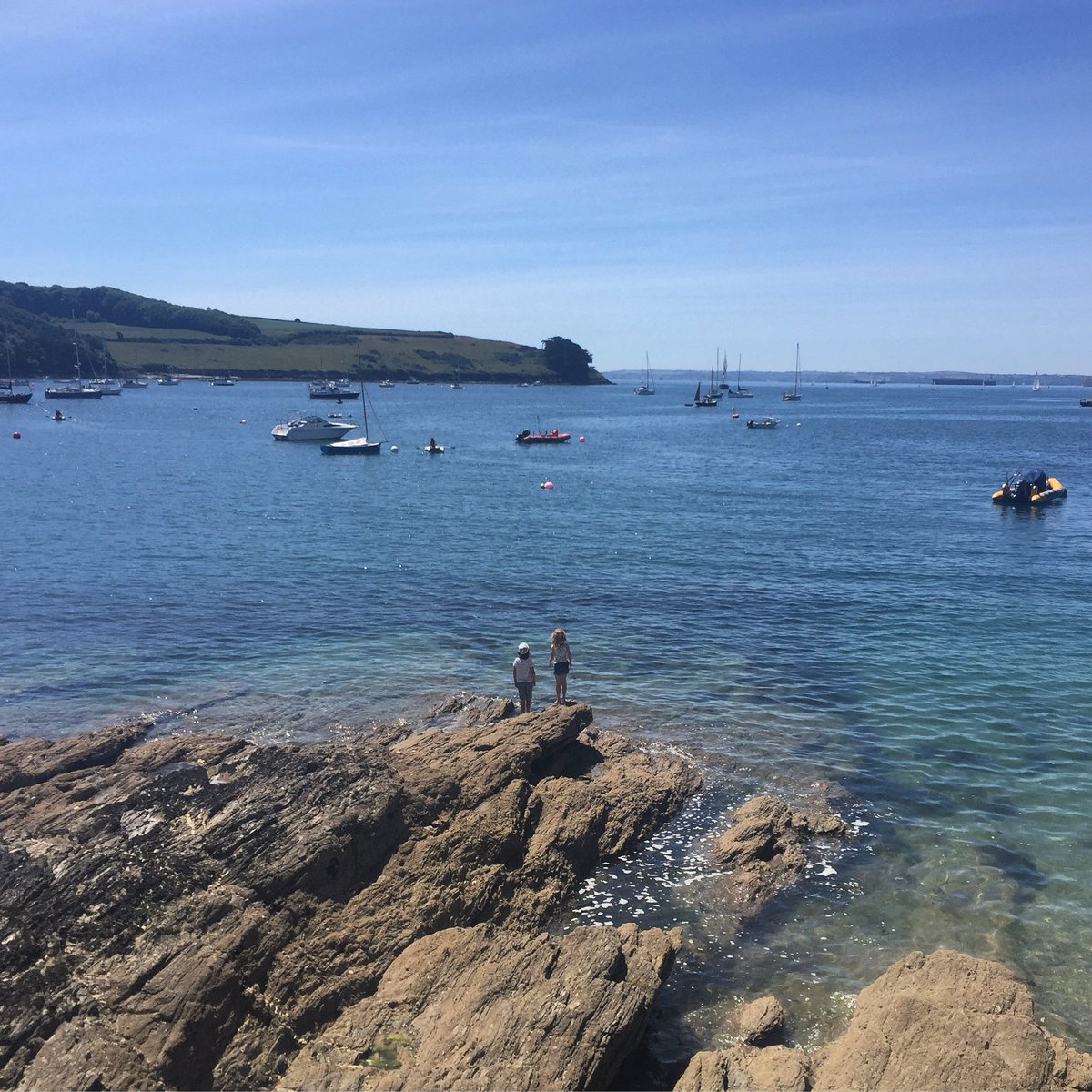 Watching the boats go by..... Heading to St Mawes on the ferry today? The Watch House is only a stones throw away from the ferry landing....  #stmawes #cornwall #thewatchhouse #ferryboat #seafoodrestaurant
