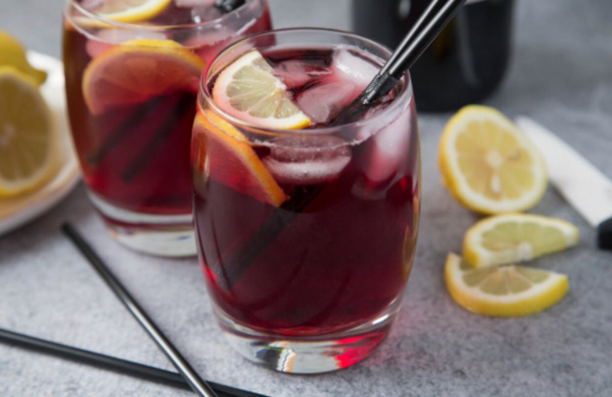 HyperFxF's tweet photo. 🔁Tinto de verano
❤️Cerveza https://t.co/91kLNYzwO3