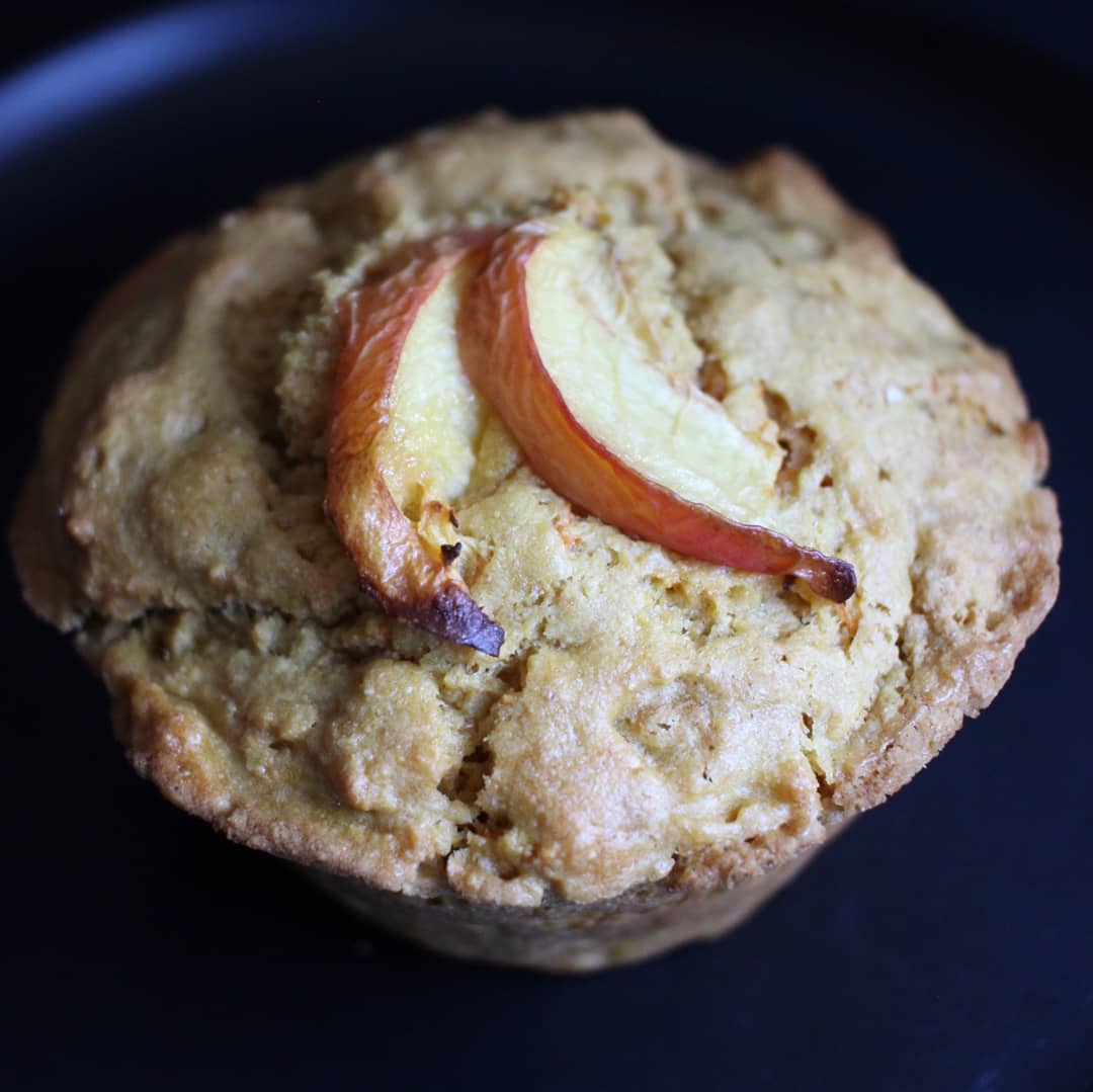 NorisMarket's tweet photo. Our #VeganMuffins are Orange,Nectarine&amp;Carrot. #HotBreakfast is a #HamEggNCheese BreakfastSandwich w/Eggs,Ham, BabyBellas, Summer Savory, &amp; Brigante w/ #TruffleCheese on a PanBelloRoll. Check out https://t.co/C1rq1HsudD or https://t.co/MeuNpa2pax for today's soups &amp; sandwiches. https://t.co/IlwUdWdNoQ