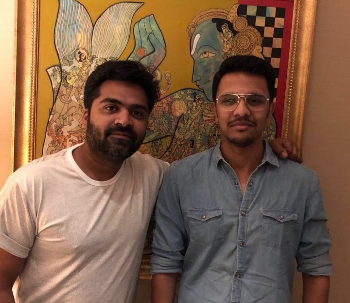 VigneshSTR13's tweet photo. #STR34 @VijayaProdn @karthicknaren_M #STR35 Own direction @thisisysr musical #STR36 @LycaProductions #VTV2 @menongautham #STR37 @theVcreations @vp_offl
Phenix bird Thalaivan Haters 😱😱😱 https://t.co/pVQBR3Df7z
