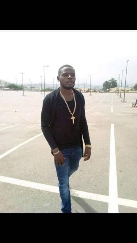 b_dordor's tweet photo. @realDonaldTrump
@innercitypress
The genocide on Ambazonians is alarming. After beheading Samsoya and three others in Belo some months ago, yesterday was the turn of Terence, the younger brother to Samsoya who was also beheaded 
#GenocideInSouthernCameroons 
#FreeAmbazonians https://t.co/Dj1xgoPFBt