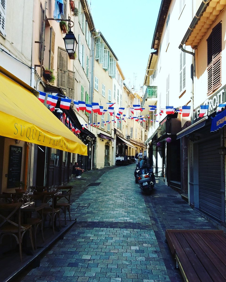 fred5106's tweet photo. @villecannes #Cannes2018 #CotedAzurFrance  #FRADAN  #FRA  #CMM2018  #AllezLesBleus  #allezlafrance https://t.co/rbPm6VHGkh
