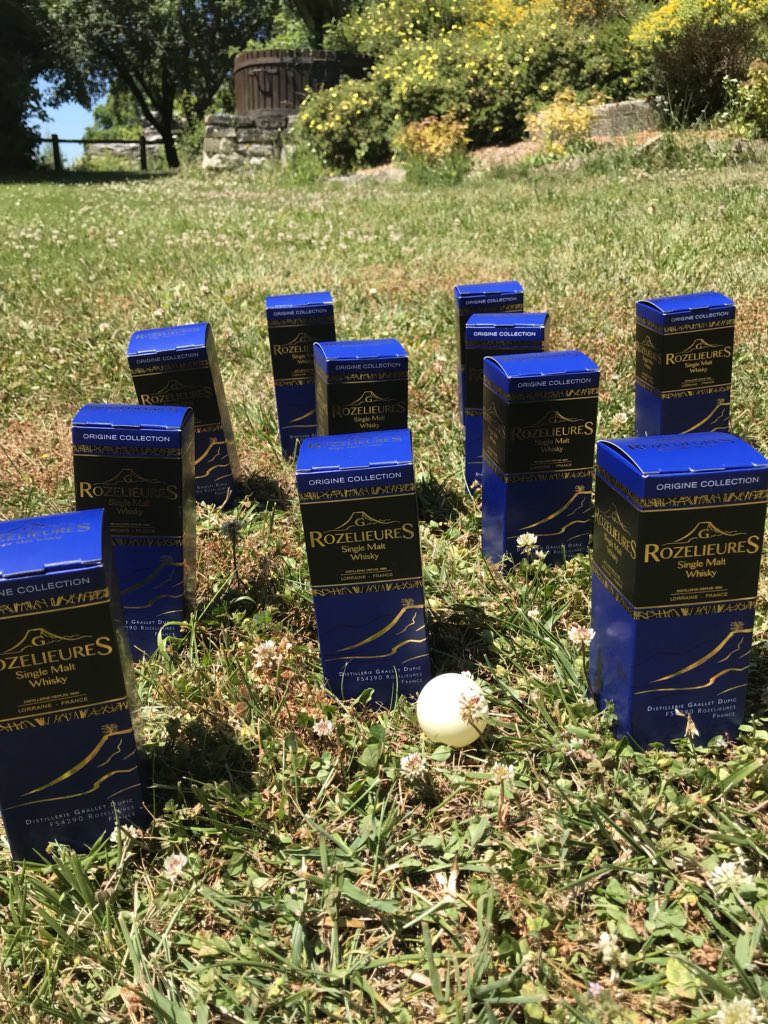 rozelieures's tweet photo. Allez les bleus! #Whisky Rozelieures https://t.co/xEcW2hbOWX