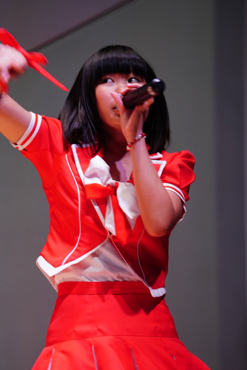 idolldd's tweet photo. 【RIOT BABY 公演】
『渋谷アイドル劇場』
2018.6.10 日
＠渋谷シダックス カルチャーホールA
アイドルVer

AINA（愛菜） その2

生年月日2003.5.26
RIOT BABYの リーダー
最年長の中学3年生 15歳
現在、学業による活動自粛中
※月一程度参戦

#RIOTBABY #AINA
#渋谷アイドル劇場 #2018jun
#今を生きる https://t.co/WZd5k8SXbh