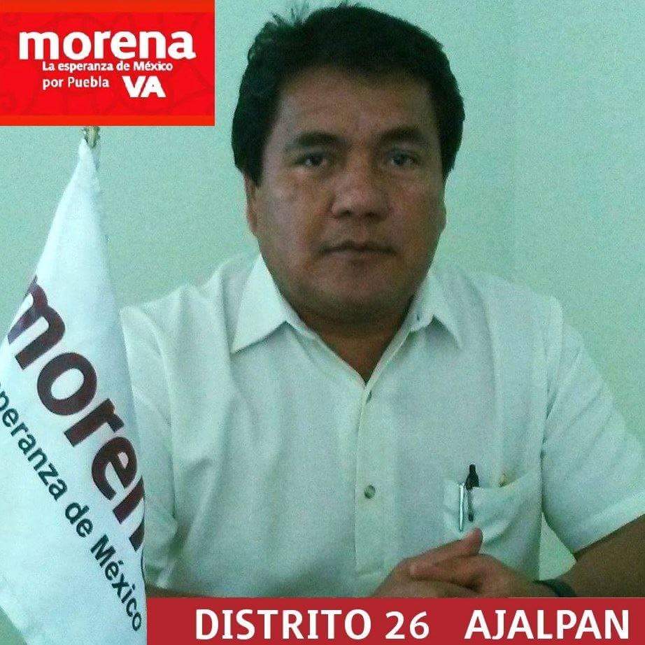 IkerMiron's tweet photo. Buen día!
Les presentamos al original e inconfundible #PrimoMoches de #BARBOSA. Es quien se encargaba de arreglar con presidentes municipales de la región de #Tehuacán las obras de su primo, y también recoger los moches. Ahora candidato a dip. Local.
@AleMondras 
@Al_Portador https://t.co/A8QQUQvjfv