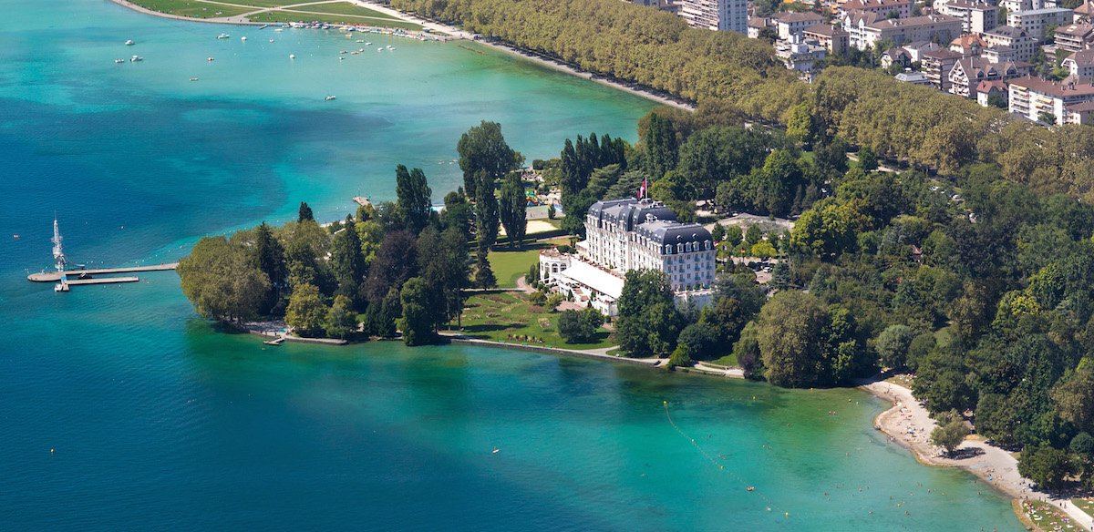 BATISECURE's tweet photo. Batisafe Intervient au Colloque sur l'amiante à Annecy ce vendredi 29 juin
Ce RDV, important pour tous les acteurs du bâtiment est totalement gratuit.
https://t.co/s1zs56EomS
#colloque #amiante #btp #annecy #batisafe https://t.co/z9IpIq5vPo