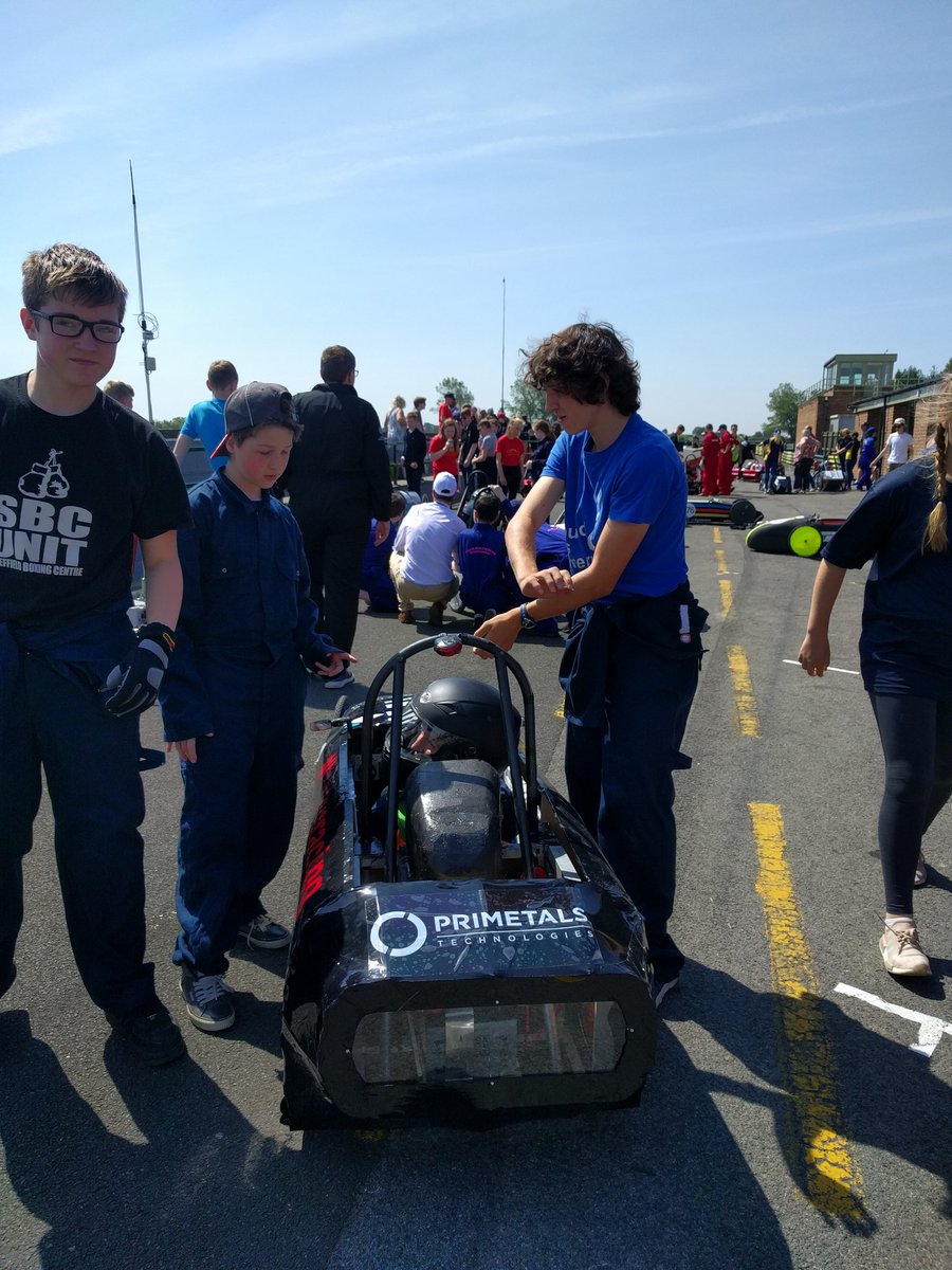 taptonracing's tweet photo. Ready for the first race after failing batteries in the test run caused a breakdown. @taptonschool https://t.co/GeV3gXqKqs