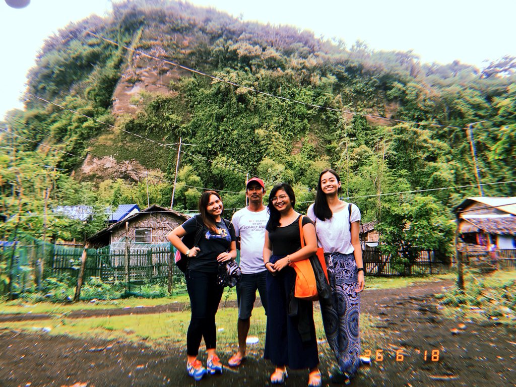 selinejellybean's tweet photo. #TeamMountainside β° π
#Commserv2018 https://t.co/3sxNjBB5bB