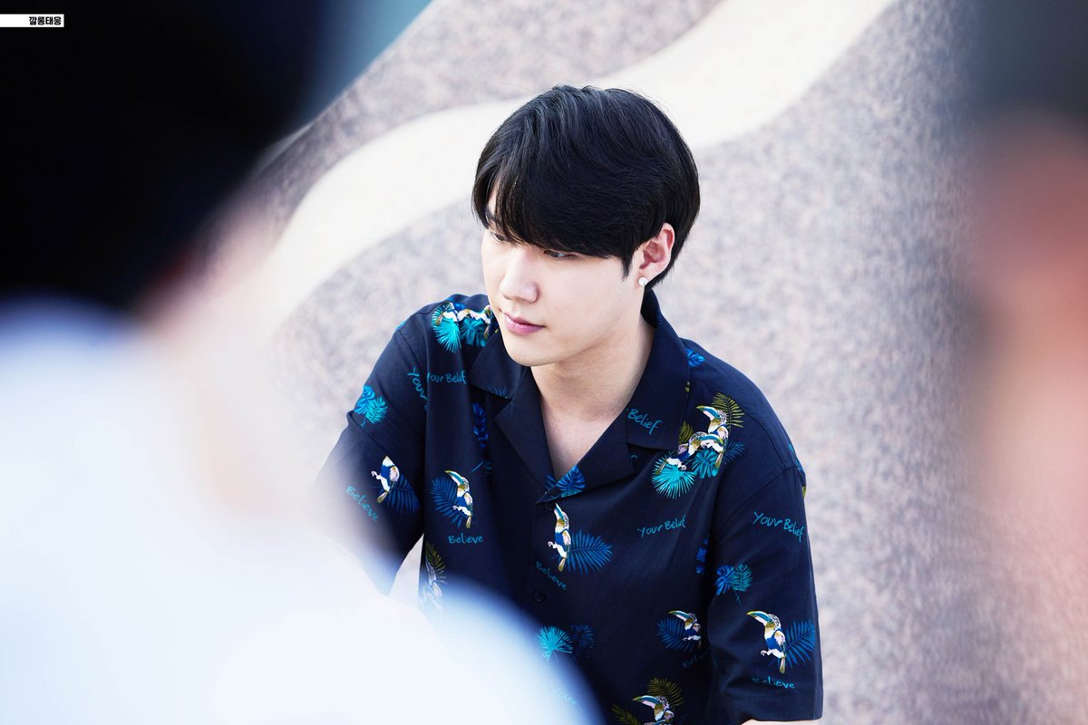 GR_tang's tweet photo. 180624 부산 해운대 버스킹

냉탱😢 냉탱이 너무 좋아요....
너무 잘생겼잖아😢😢

#부산 #해운대 #버스킹 #최태웅 #최탱 #탱 #tang #taewoong https://t.co/trvQUS2yMJ
