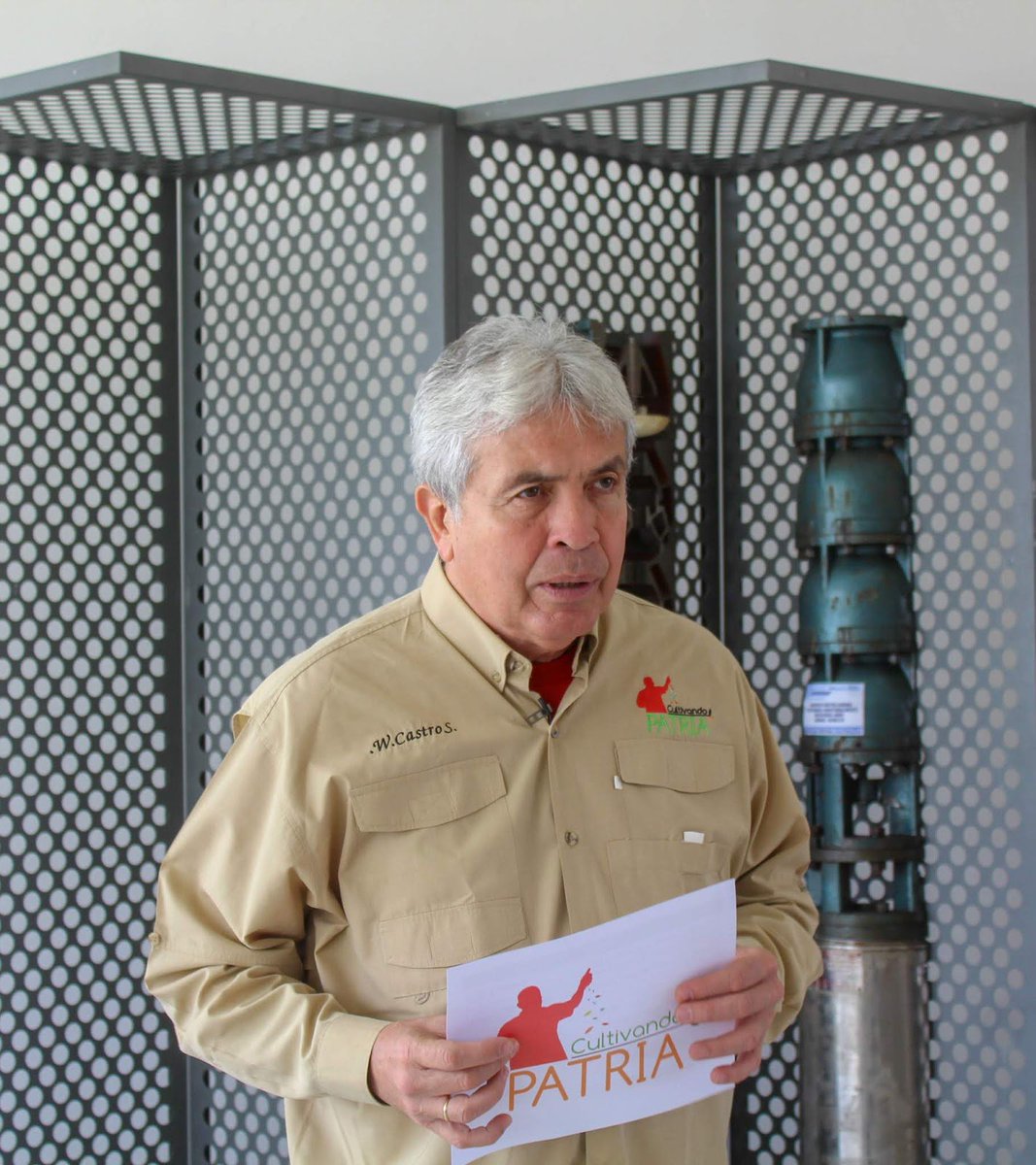 INTi_Venezuela's tweet photo. #INTiInforma: Programa de televisión Cultivando Patria se realizó desde Complejo Fábrica de fábricas en Anaco: https://t.co/cjFbabuwGT
@NicolasMaduro @wcastroPSUV @LuiSoteldoPapel #ÚneteASembrarLaPatria #Ruta200CorreoDelOrinoco https://t.co/5e8YbKgNeh