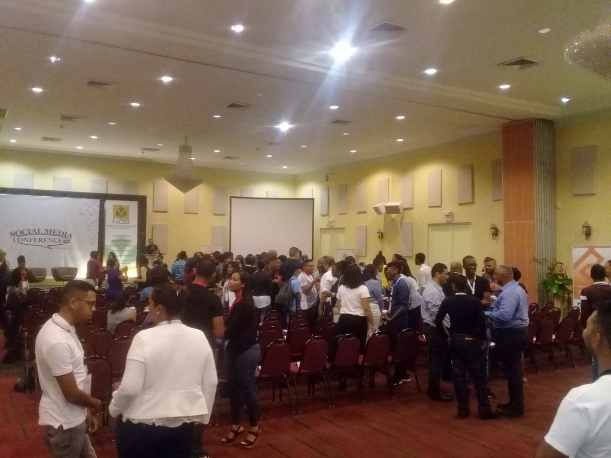 SocialMedia_SU's tweet photo. Ready for day 2😁
#smcs18 #suriname #socialmedia https://t.co/Z1iD0Z2v9G