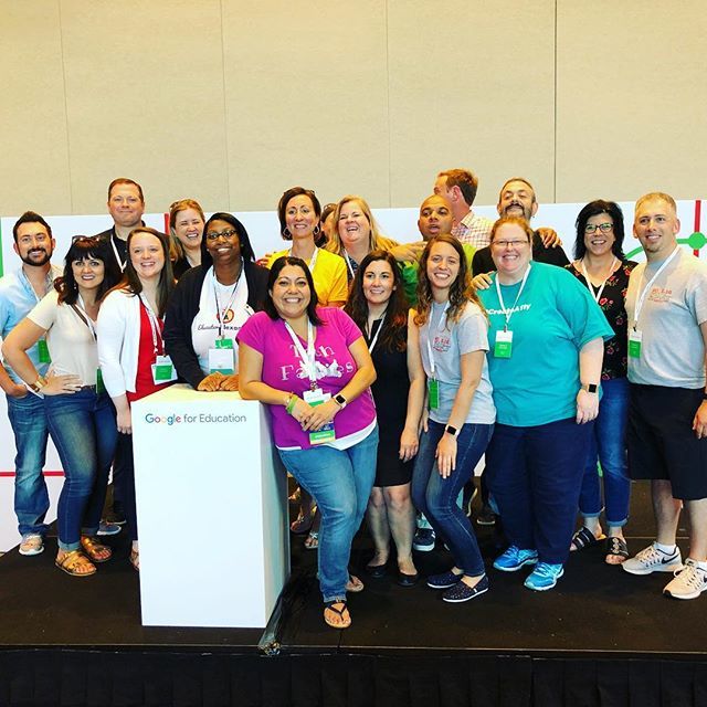techfairies2's tweet image. I’m truly blessed to be a part of this innovator family! Love them all so much! #COL16 #googleei #edtechteam #iste18 #googleedu bit.ly/2N0cuFr