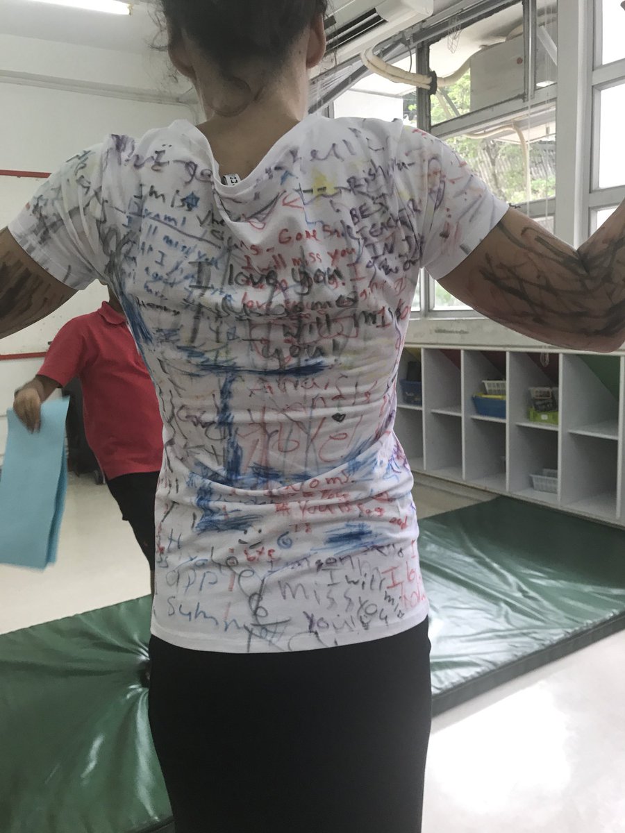 MsGomes123's tweet photo. People may be shocked that my favourite day of countdown is when I let the students draw all over me. I love their giggles and love my wearable yearbook. #ballooncountdown #lastweekofschool https://t.co/dDSVmTCYHR