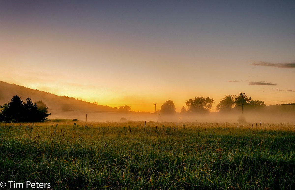 VermontNRCS's tweet photo. #goodmorning #Vermont..... Time to #riseandshine and enjoy another beautiful day in the #GreenMountain state! #ConservationStaycation https://t.co/i6lOZoHVdP