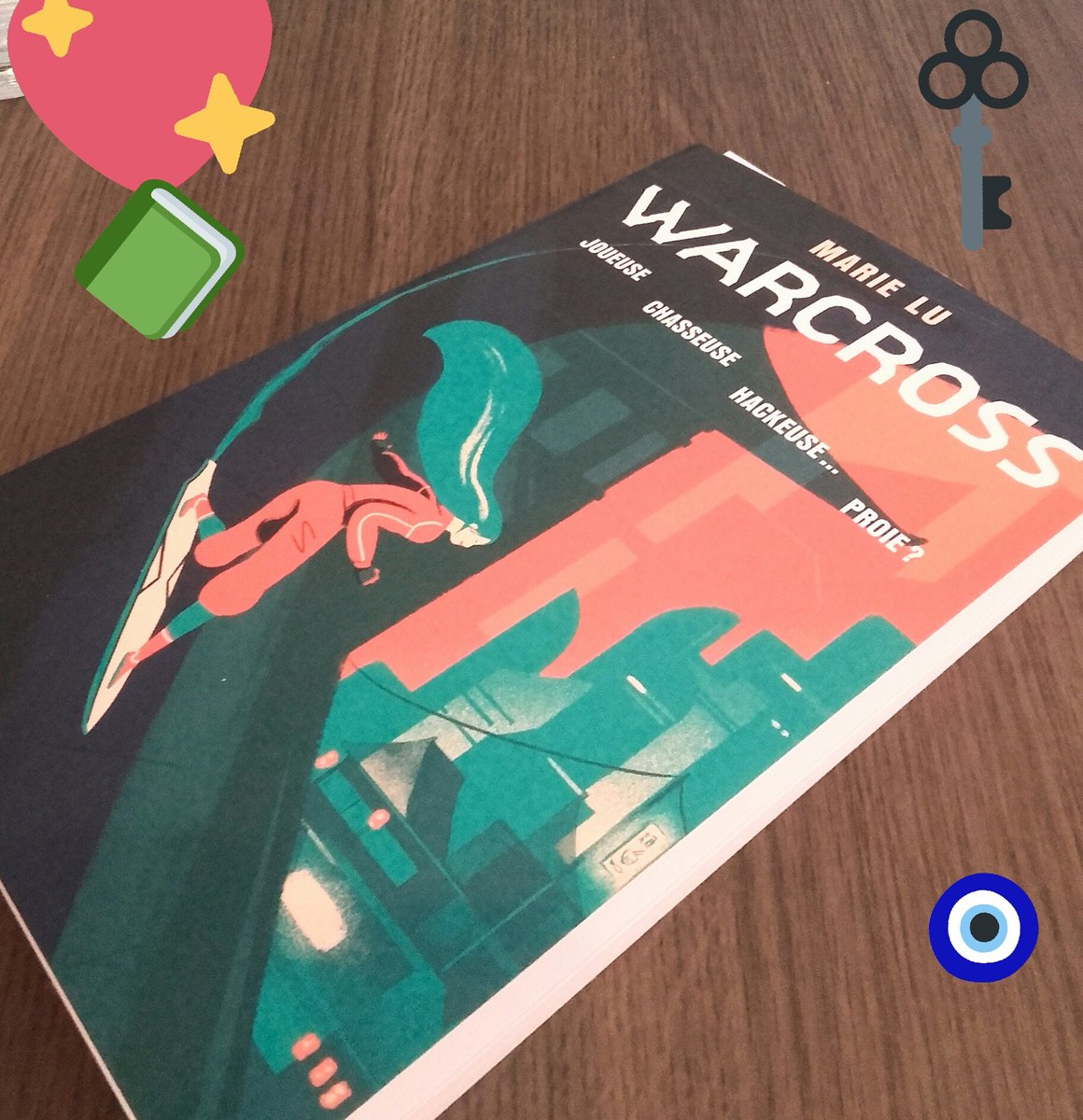 Glowmoonlight's tweet photo. Nouvelle #lectureencours! https://t.co/tfvqGttfkf