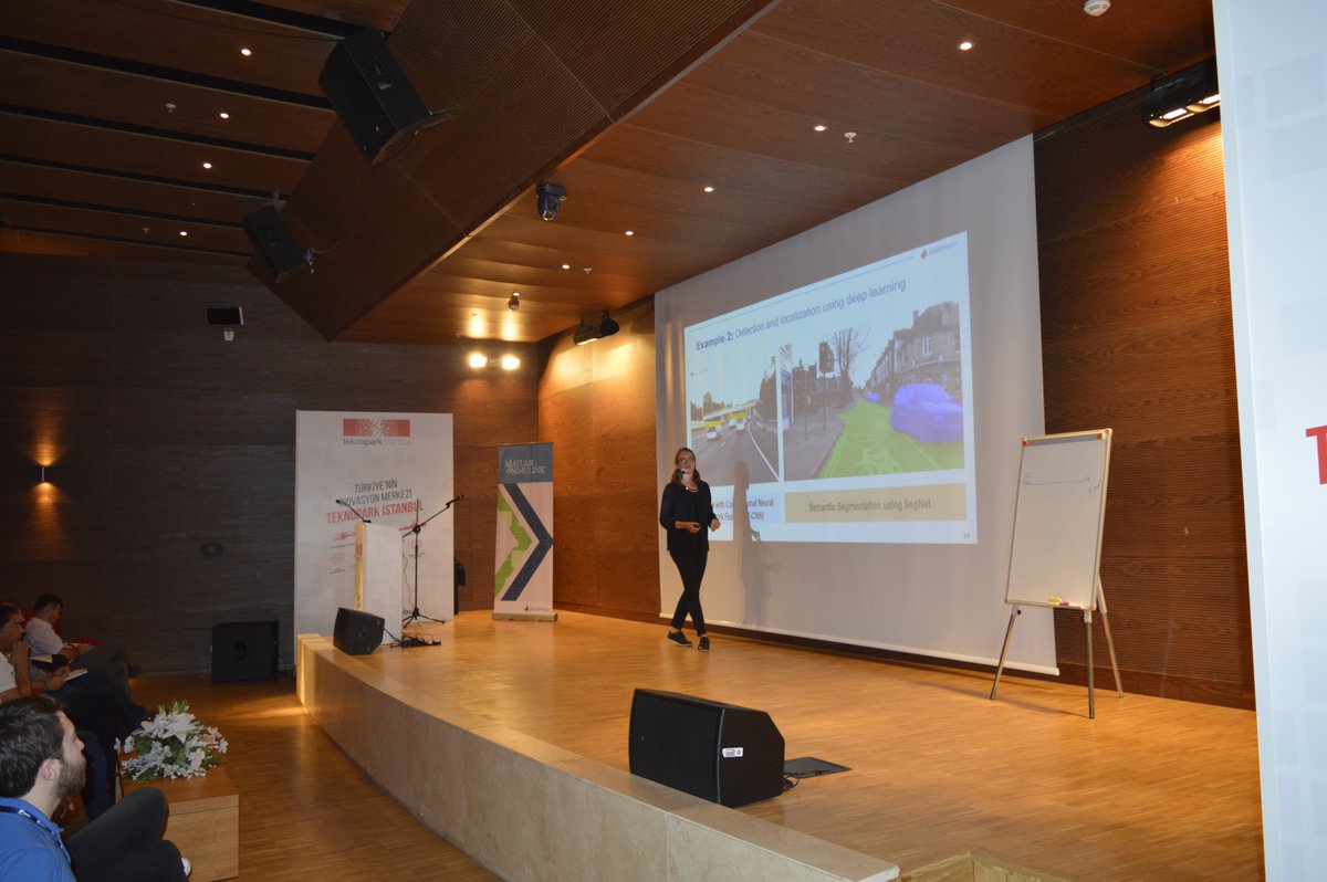 MwendaMugendi's tweet image. #MathWorks Uygulama Mühendisi  #EmelieAndersson&apos;un sunduğu ‘’Machine Learning’’ ve ‘’Deep Learning’’ seminerine ilgi gösteren bütün katılımcılarımıza çok teşekkür ederiz 😎 #EmelieAndersson #MachineLearning #DeepLearning #FİGESEngineering