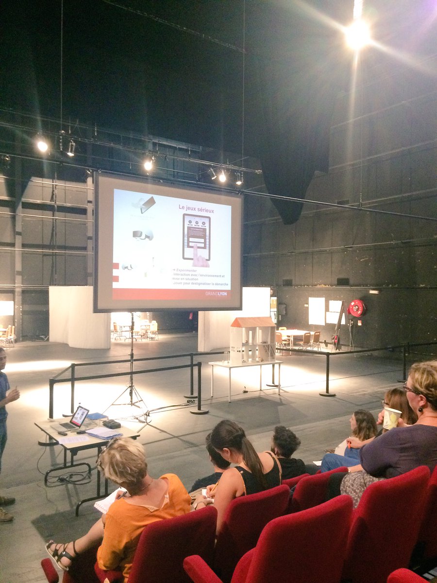 urbanLAB tweet media