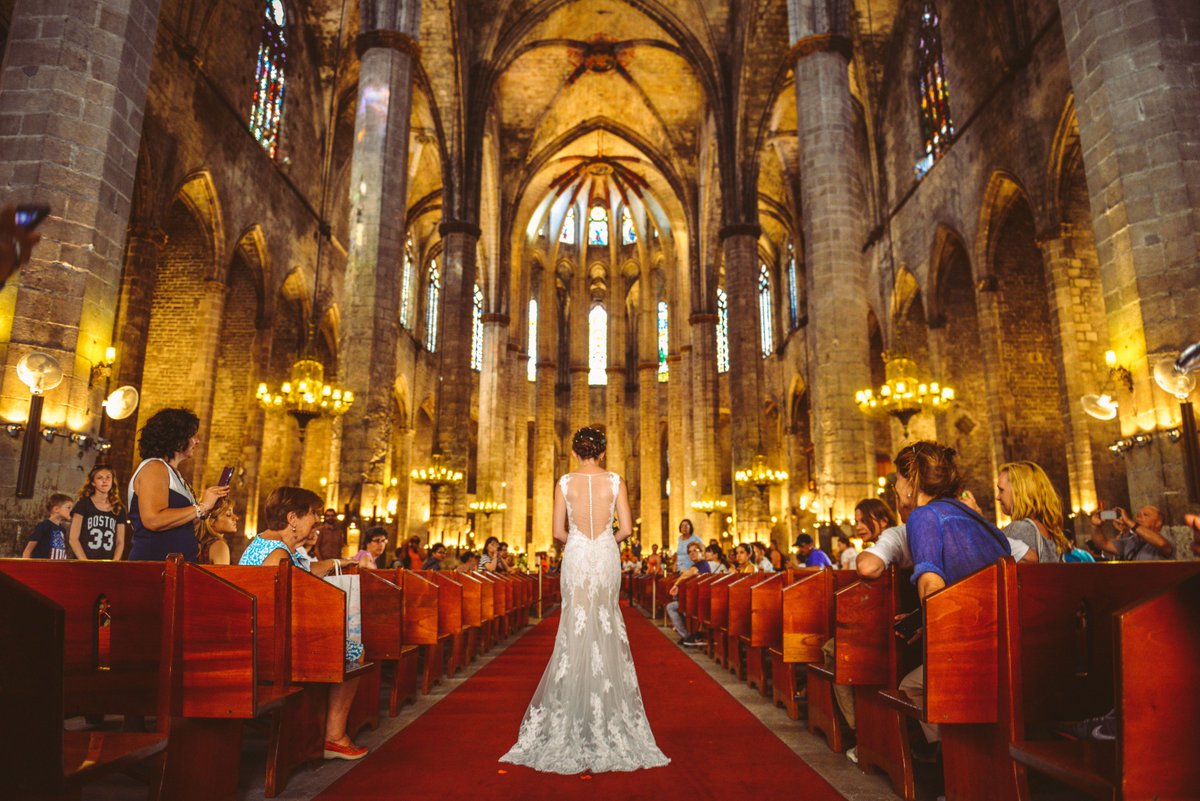 PearlSandals's tweet photo. #barcelonawedding #destinationwedding #anniversary #newyorkcouple #santamariadelmar #bryllupbarcelona https://t.co/A56XsoDmtT