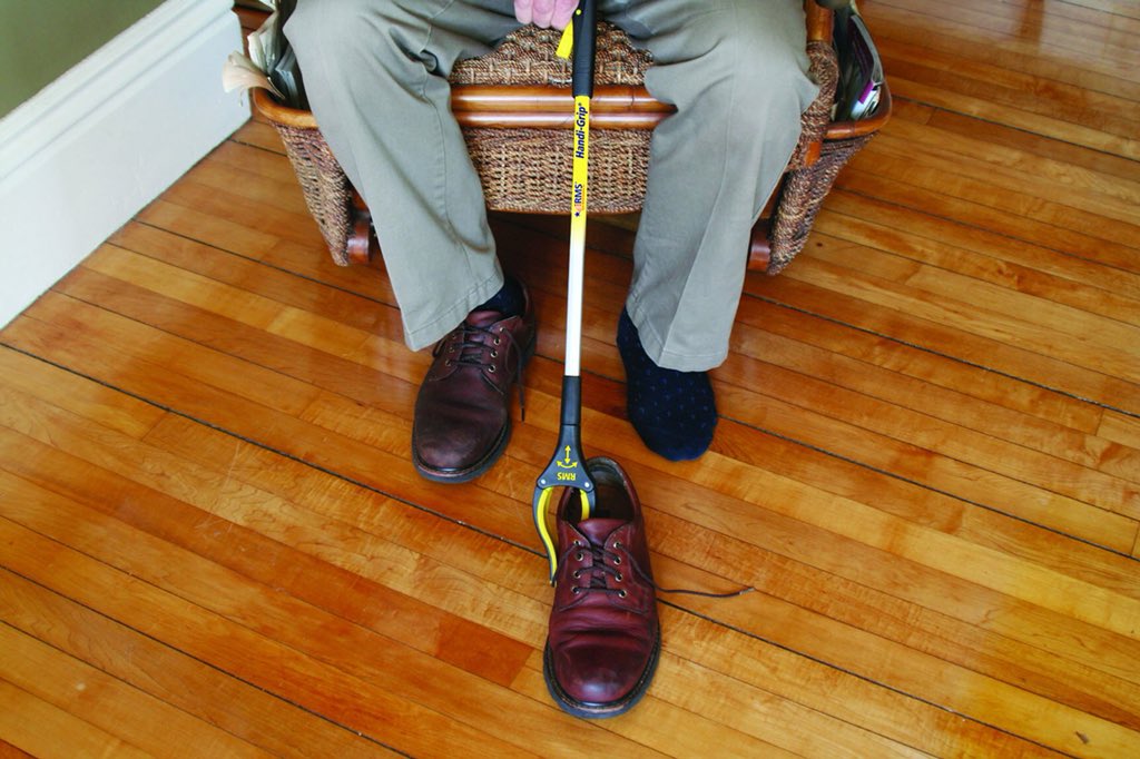 RMS_store's tweet photo. The #DealOfTheDay presented by RMS. The RMS HANDI GRIP GRABBER REACHER WITH ROTATING HEAD

Use promo SUMMER15 for 15% OFF at https://t.co/3eD79DPEGJ

#myrmsstore #activedailyliving #helpinghand https://t.co/ZzehZiTA5K