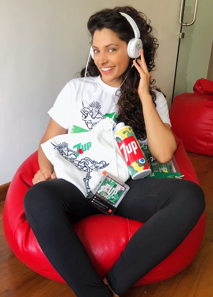 SaiyamiKher's tweet image. Fido is back with @7UPIndia. Do you spot #FidoDido?

Have you bought your #7UP &amp;amp; followed the instructions on the label to win this cool merchandise yet? 
Let’s enjoy &amp;amp; celebrate the spirit of #BackToCool together!