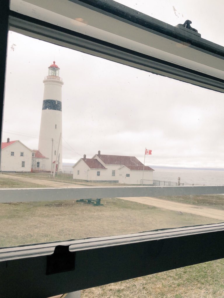 terrabarney's tweet photo. It’s freezing here on the point this morning...however, it would be worse, we could have snow like Central NL #brrrrrr #needsyasocks #PointAmour https://t.co/jrjJxXK8QP