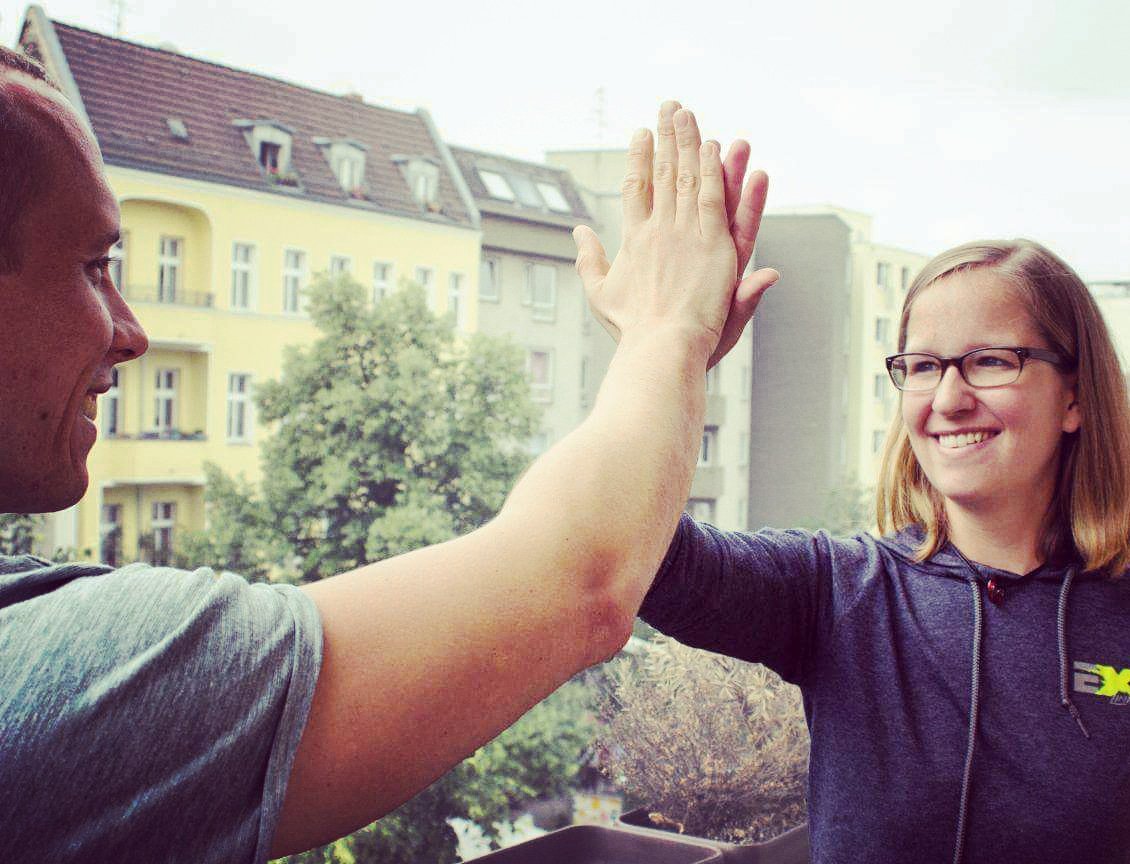 LunchVegaz's tweet photo. Ein dickes #high5 auf unsere vielen neuen #Follower. Folgt uns auf Insta und sichert euch einen feinen Gutscheincode.

#code #instagood #insta #instapic #shop #healthyfood #fitfam #followus  #gift #cleaneating #veganfood #veganforfit #fitness #organic
https://t.co/iEuQUZwBIY https://t.co/wP8cMg7n9r