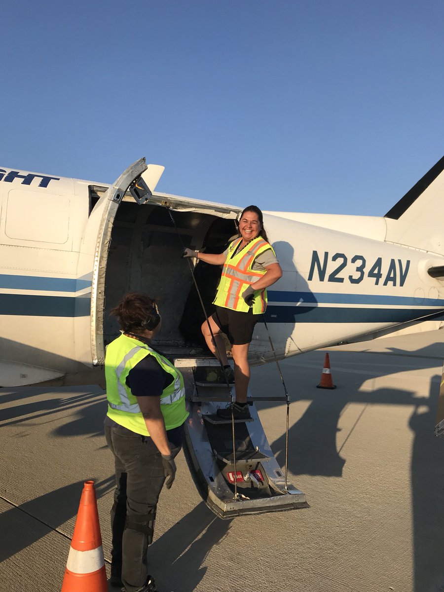 #caughtsafely <a href="/upsgatewayslc/">SLC Gateway</a> <a href="/luke_brwnldr/">Luke Mathews</a> @DesertMTUPSers Kellie Woodard using 3 pts of contact from the SLC Gateway