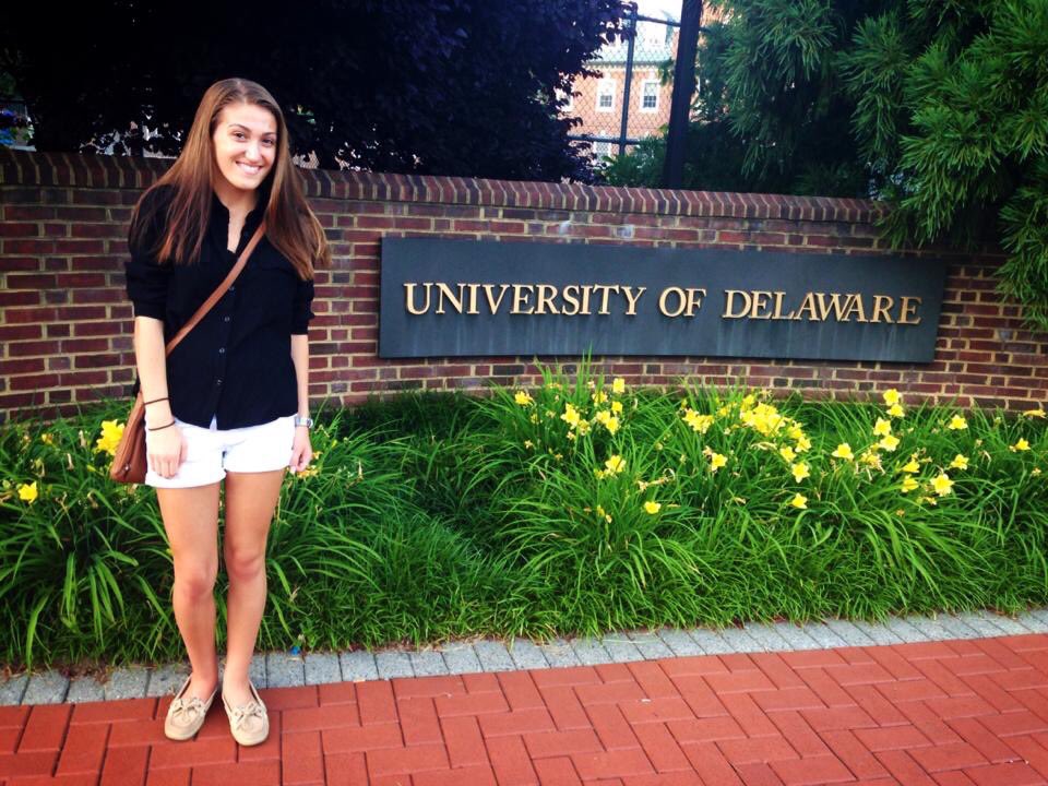 kristinademou's tweet photo. I cannot believe 4 years ago i was attending NSO for @UDelaware #UDGrad2018 with no idea what was to come... amazing how the time flies and how so many incredible experiences somehow got packed into the last 4 years 💙💛 #BlueHensForever #UDisthePlace https://t.co/Pj3mf5D29A
