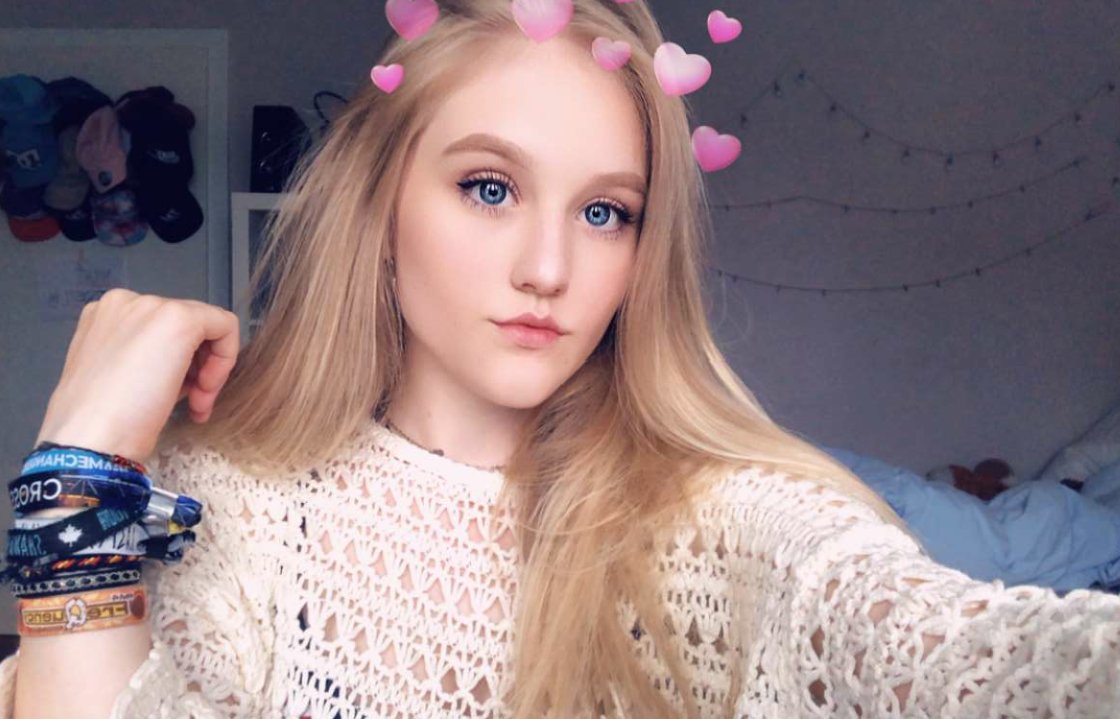 annesonrai's tweet photo. @annes_official I love You so much 😍 https://t.co/qav6dxhlaX
