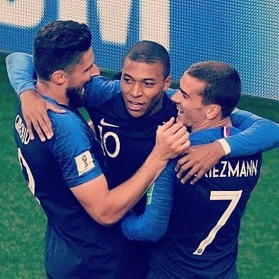 worldcupthirst's tweet photo. 45 minutes til France v Denmark. Would watch btw. 👀 https://t.co/wbsXJIRppA