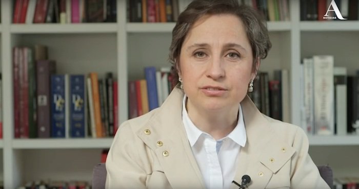 dpl_news's tweet photo. Carmen Aristegui ¿regresa a la radio? Escribe @telecomymedios en Sin Embargo https://t.co/XMEqb1EepF https://t.co/UT0y1sLK85