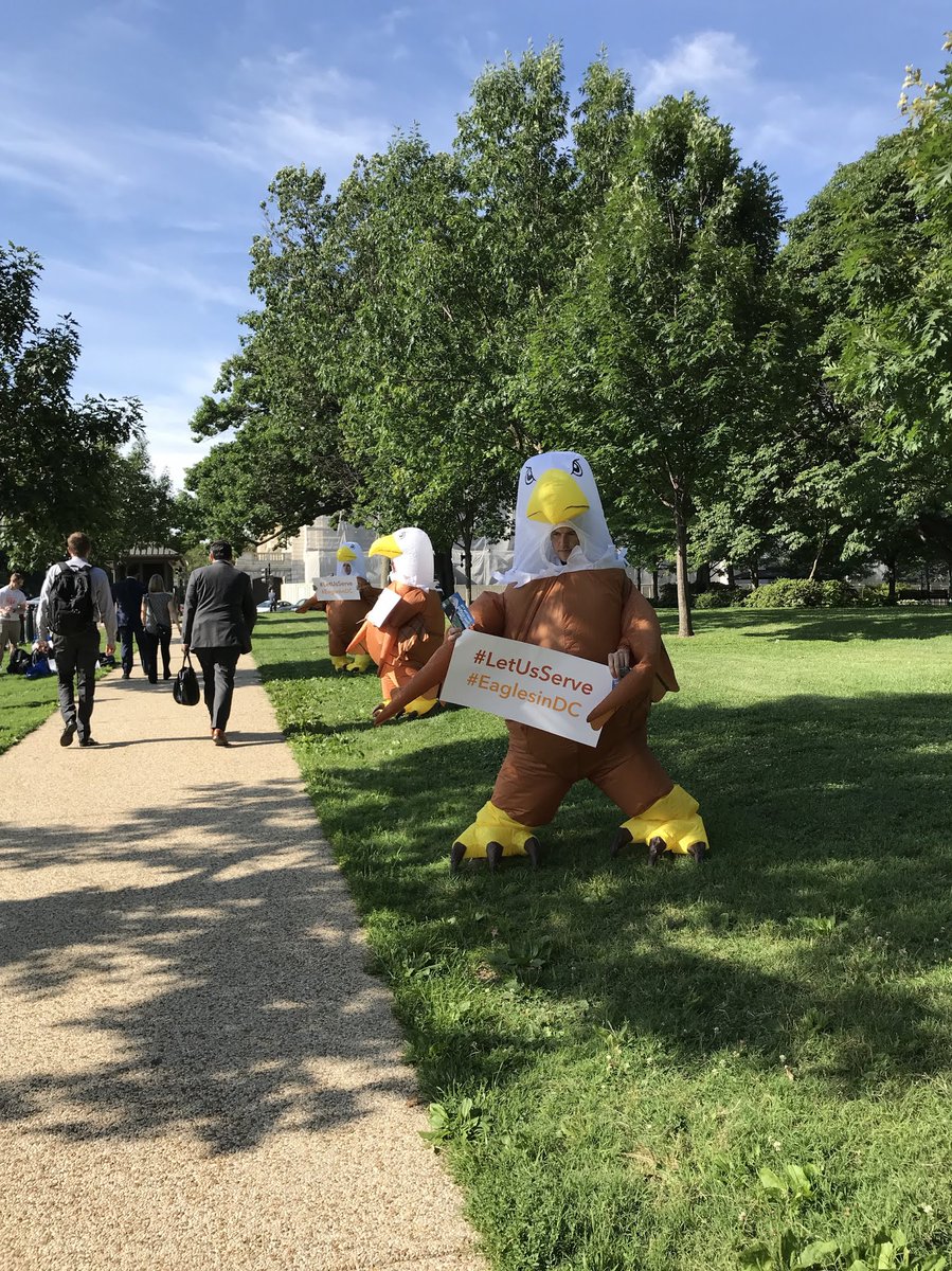 ServiceYear's tweet photo. And that’s a wrap! When the Senate sits down to markup the 2019 budget today they will have heard thousands of #nationalservice advocates &amp; the #EaglesinDC loud &amp; clear: EXPAND NATIONAL SERVICE! 

https://t.co/KIyAAHPuob #LetUsServe https://t.co/TSTPk64g3X
