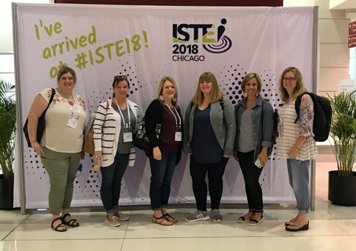 SnowTech411's tweet photo. #ISTE18 @eyeonaxs Be the Spark. Light the path. #PDRocks #ShareHope #21stCenturyEducators
#TurnToTheLight @OzarkTigers https://t.co/M73oBlYAea
