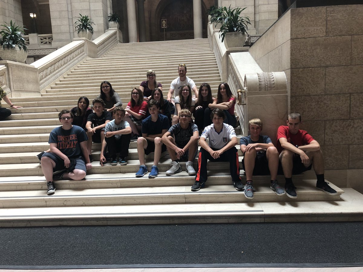 WbsGrade78's tweet photo. The grade 8 class is on their way back from an unforgettable field trip! https://t.co/4LRm5ukWNp