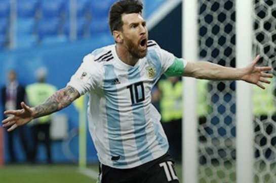 flormosenia's tweet photo. TE AMO MESSI CAPITÁN ABORTERO https://t.co/KUEVBEmRuJ