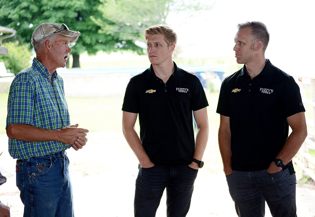troyhyde44's tweet photo. IndyCar Series drivers Ed Carpenter and Spencer Pigot made a stop at Keuning Farms in Monroe this morning. The duo is in town on a three-stop tour in Central Iowa promoting E85 ethanol and the Verizon IndyCar Series Iowa Corn 300, which takes place on July 8 at Iowa Speedway. https://t.co/Y3Tv7rh5SN