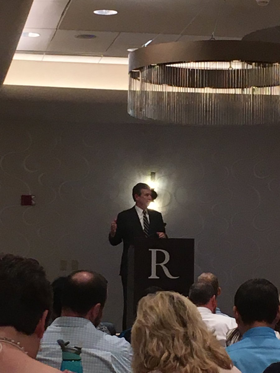 It’s not every day the Governor comes to a PD... Roy Cooper @ WRESA...leading Asheville City... #theACSway #cougarprideAVL