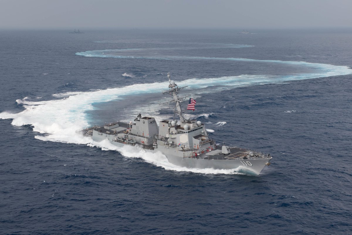 Navigating into the week like guided-missile destroyer #USSWilliamPLawrence practicing ship maneuvers as it transits the Pacific Ocean. DDG 110 is operating in the #US3rdFleet area of operations conducting qualifications and routine operations.