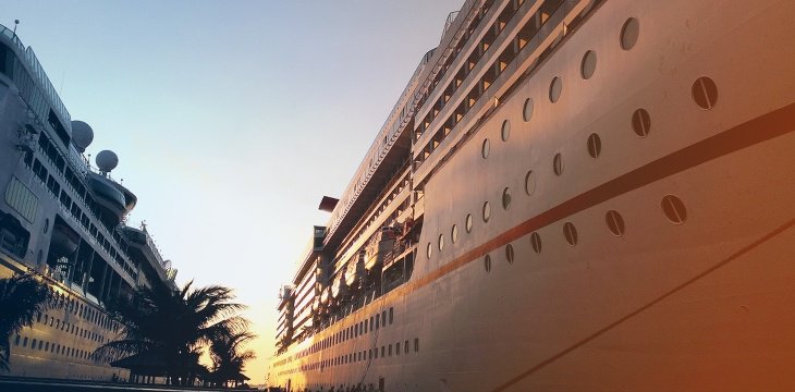 #Biometric technology is being used in #retail to enhance the #cx of shoppers with personalized promotions and VIP service.  Early adopter #cruiselines are providing the same for passengers with added safety, security and #operations efficiency. hubs.ly/H0cN-qS0