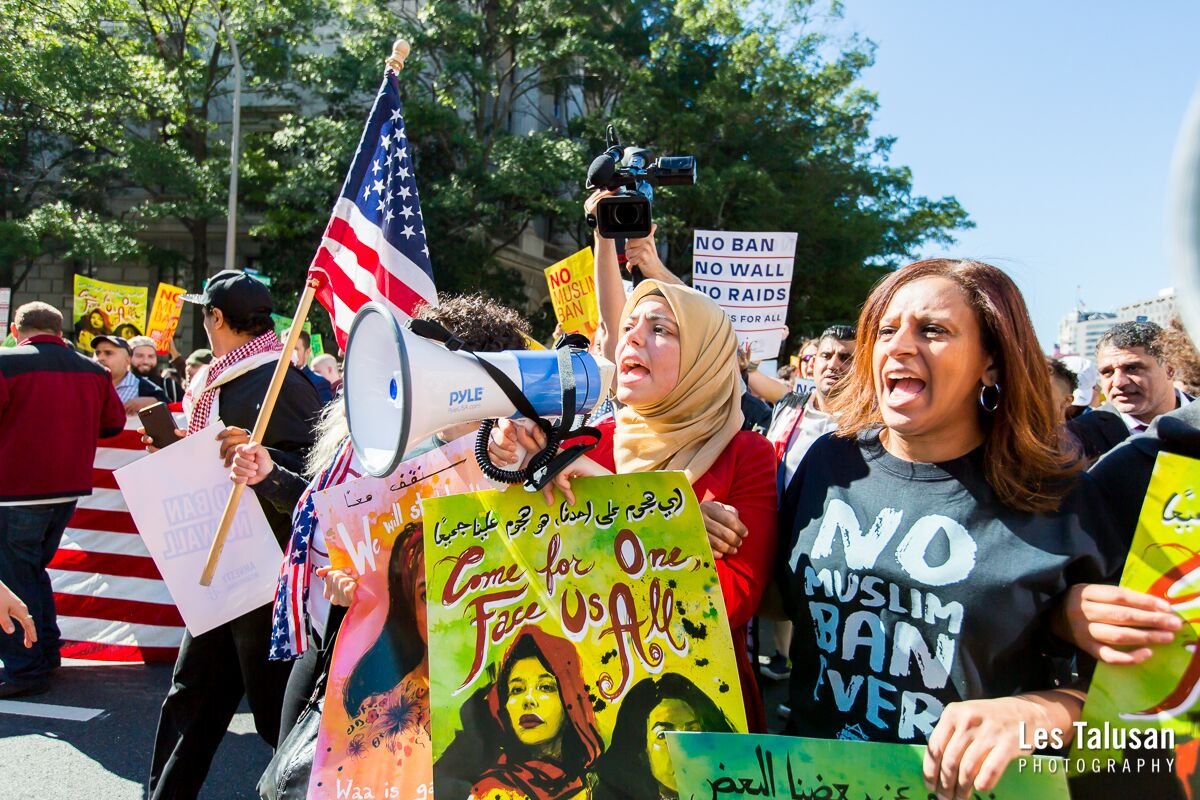 MPower_Change's tweet photo. TAKE ACTION and fight the #MuslimBan today. Find an event near you: https://t.co/ZQOBzhOPL4 #NoMuslimBanEver #StandWithMuslims https://t.co/N9MlLVFvFV