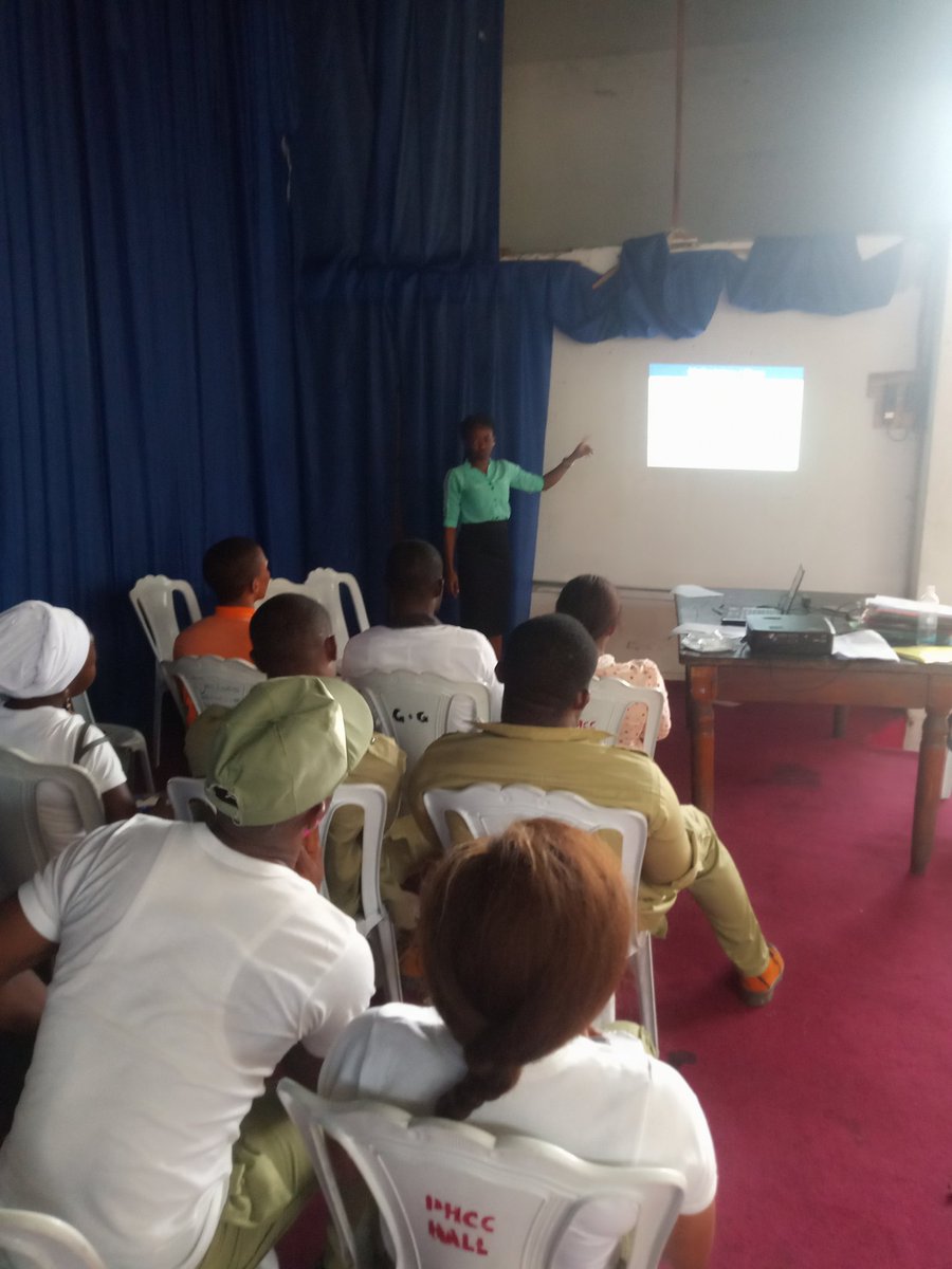 Luchi _Gloria tweet media