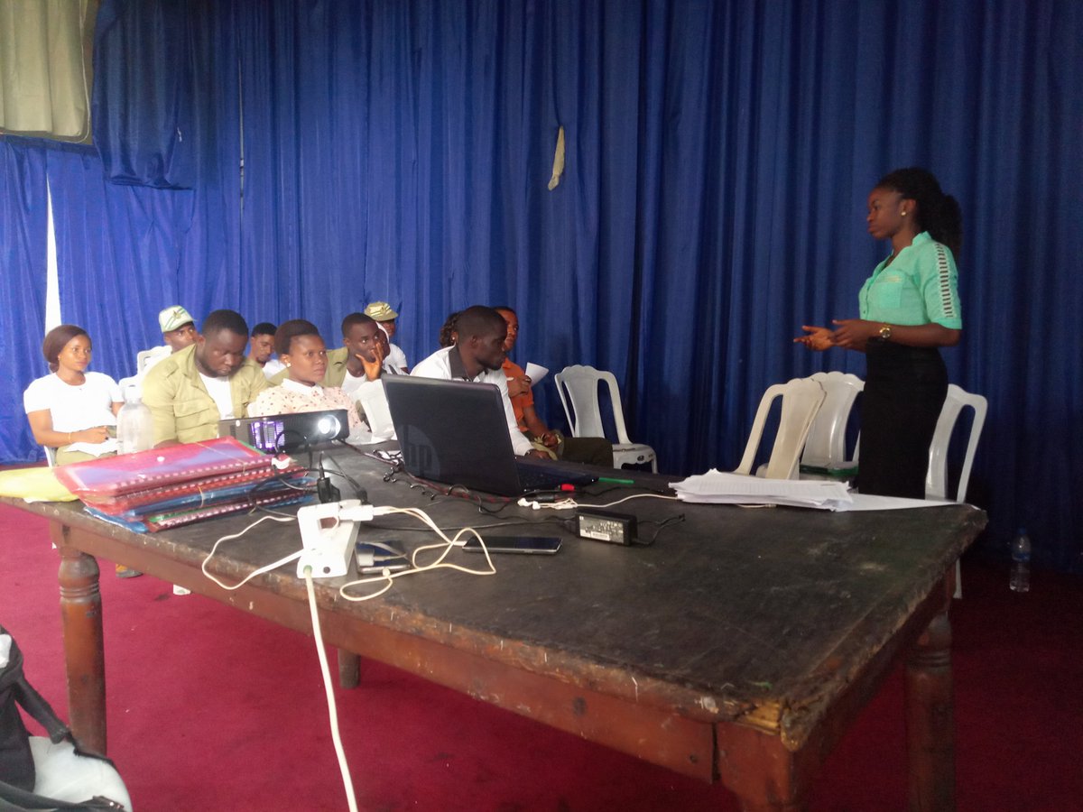 Luchi _Gloria tweet media