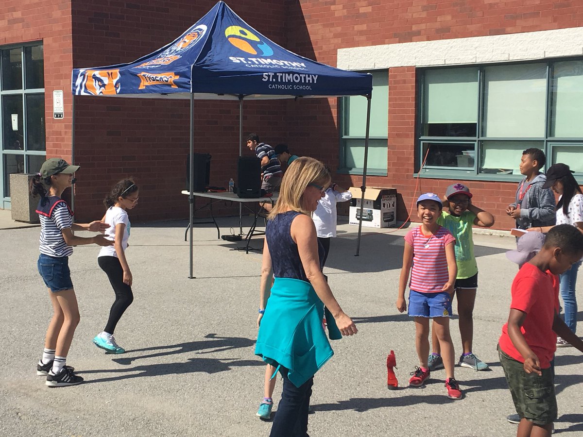 AddesaAT's tweet photo. Everybody Dance Now with @StTimothyTCDSB and her fancy moves.  Everyone is inspired to Dance.  Look out Men Without Hats - Meehan is on the dance floor. @TCDSB_PAguiar @TCDSB @dktcdsb @TCDSBdirector @rsorella @TeacherMomOfTwo  #playdayfun https://t.co/8PaUTcWyEX