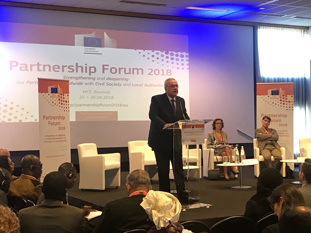 MimicaEU's tweet photo. It is my pleasure to close the #EUPartnership18 Forum after two days of intensive and fruitful discussions. #CivilSociety and #LocalAuthorities are our first line of response and greatest allies in meeting the #2030Agenda and its #SDGs https://t.co/UMIu35f2On