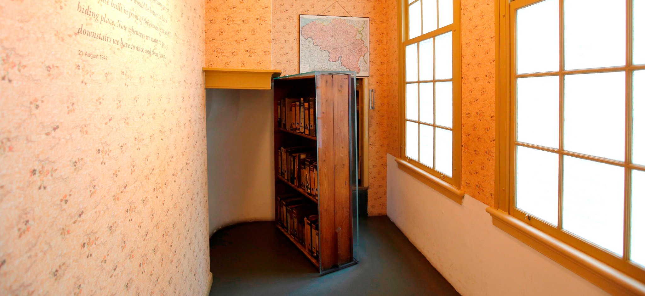 Anne Frank House On Twitter The Annefrankhouse Can Only