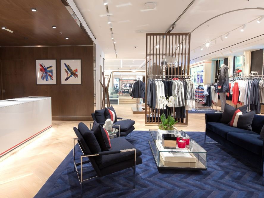 crossmarks's tweet image. MUST SEE: Tommy Hilfiger, de flagshipstore waar technologie en mode met elkaar versmelten… bit.ly/2twBe05