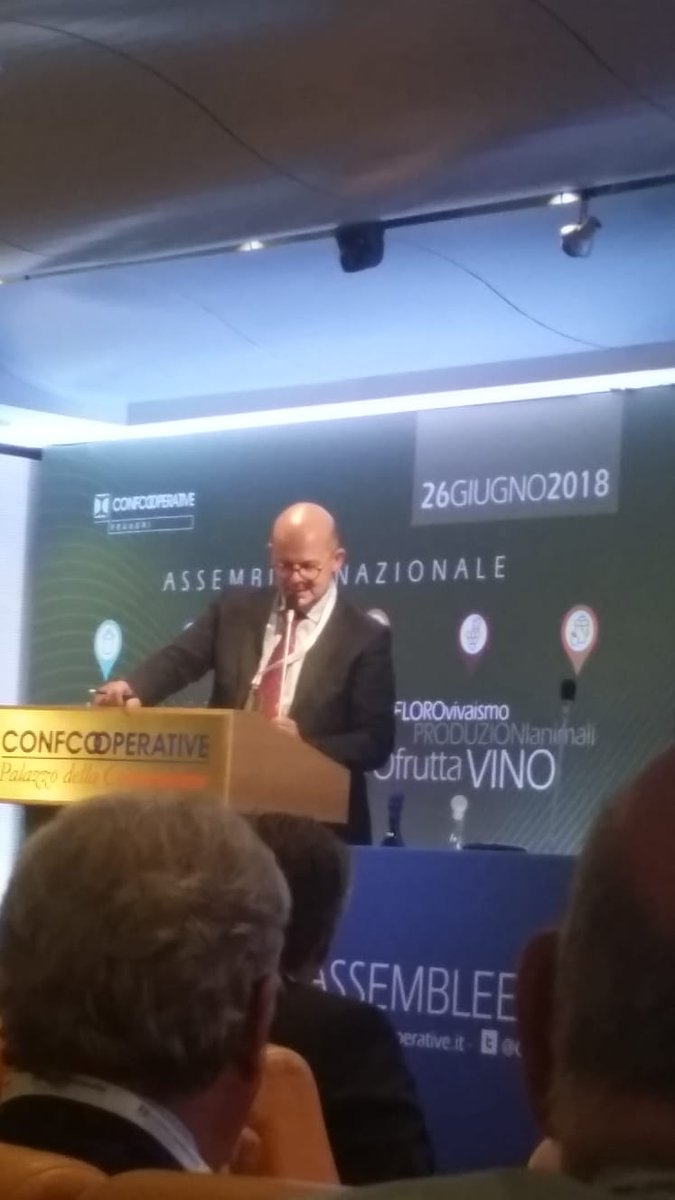 Confcoopiemonte's tweet photo. La cooperazione agroalimentare protagonista, #Fedagri forte nella rappresentanza e attenta ai fabbisogni delle imprese associate e dei territori: questo quanto emerso dall’Assemblea Nazionale #Fedagri, con l'intervento del Pres. regionale Roberto Morello. A presiedere T.M Abrate https://t.co/Kyyk08IbSr