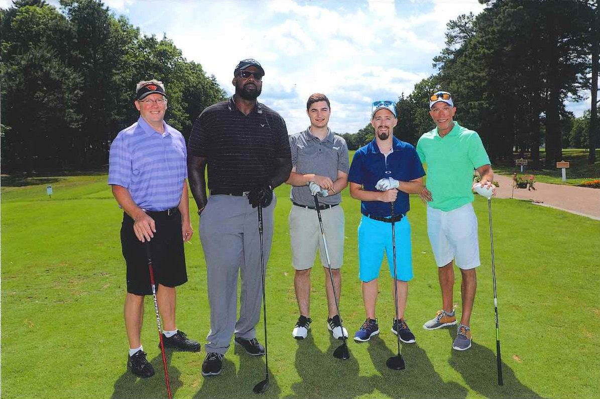 AltaManagement's tweet photo. Thank you to @2010solutions for including @edgrose in the Ron Jaworski Celebrity Golf Challenge. It was fun golfing with @72TraThomas and your team. #JaworskiGolf #JawsGolf #NFLalumni @jawscelebgolf https://t.co/iTDGv5Pk1d