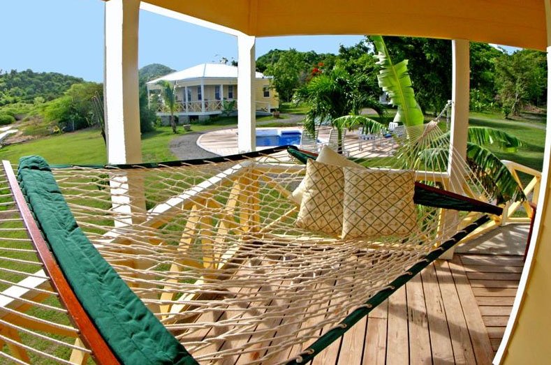 CaribbeanWinds's tweet image. Get up to 50% off your own private cottage in Antigua.

Live like a celebrity: buff.ly/2yFH2JP