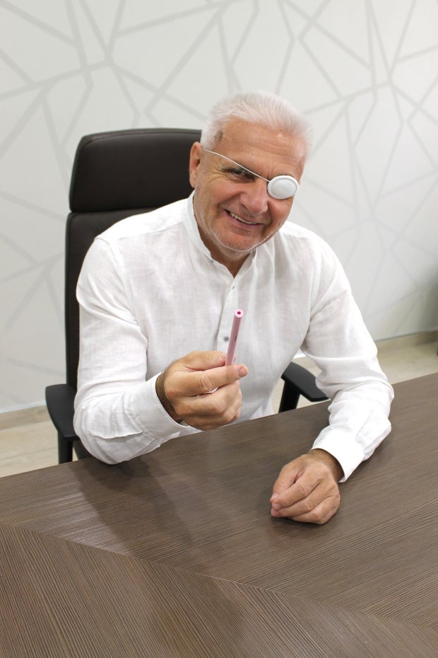 FelfoldiLtd's tweet photo. Edible Straws are coming soon! It's important for environmental awareness because we only have one planet, so we all have to do something to save it! 💚🌳🌍
#felfoldi #gogreen 
https://t.co/LYP1euiQmP https://t.co/W4TajdbNHD